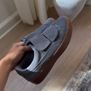 Puma - Soft Foam Suede Sneaker